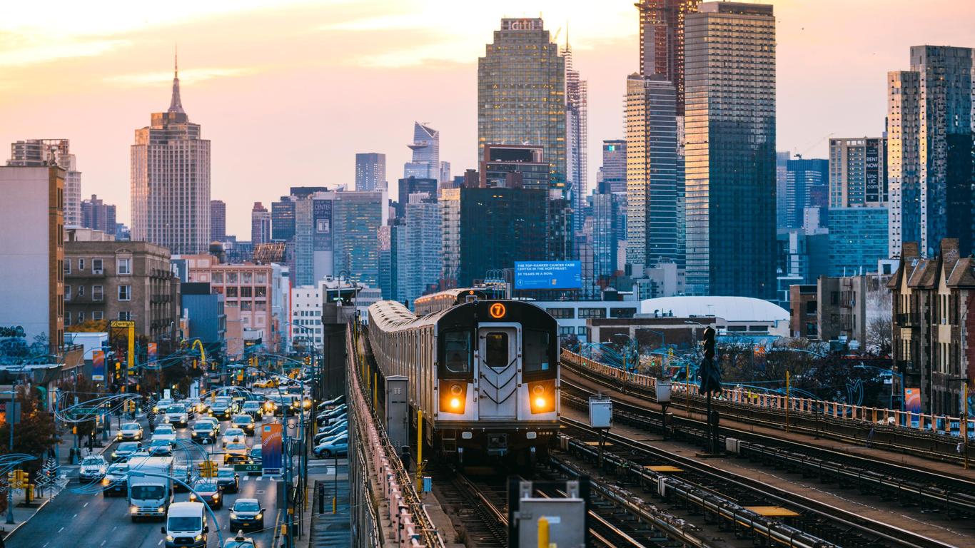 JACKSON HEIGHTS
